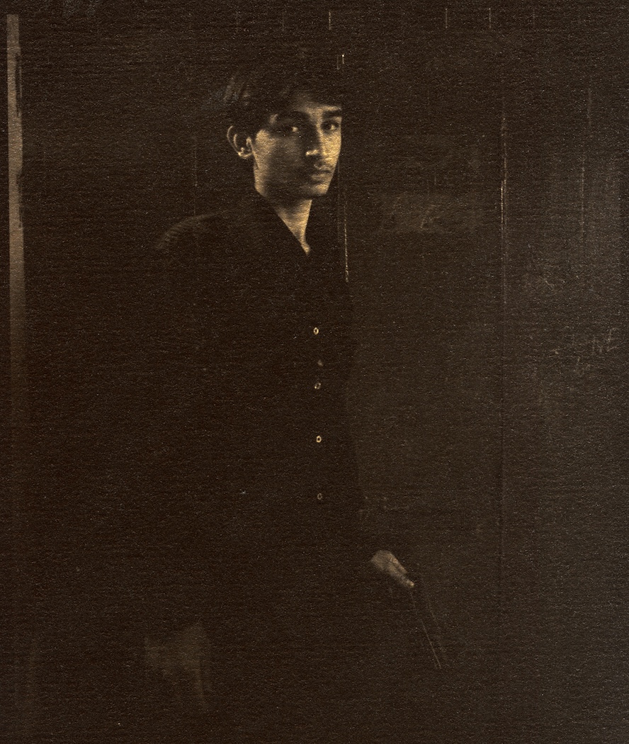 Vivek Muthuramalingam, albumen silver print, Kanike Studio
